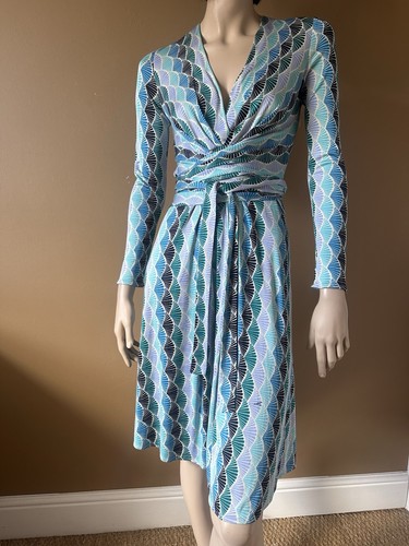 Stunning issa silk print dress - print,
