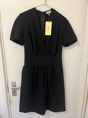 Nwt issa london black short - nwt,
