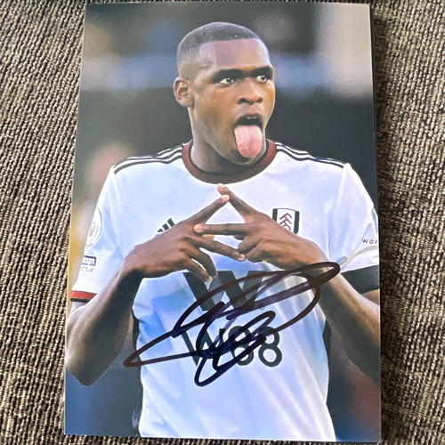 Issa diogo handsigned player - diogo,