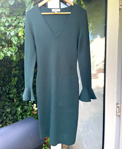 Issa green neck - v-neck, sleeve